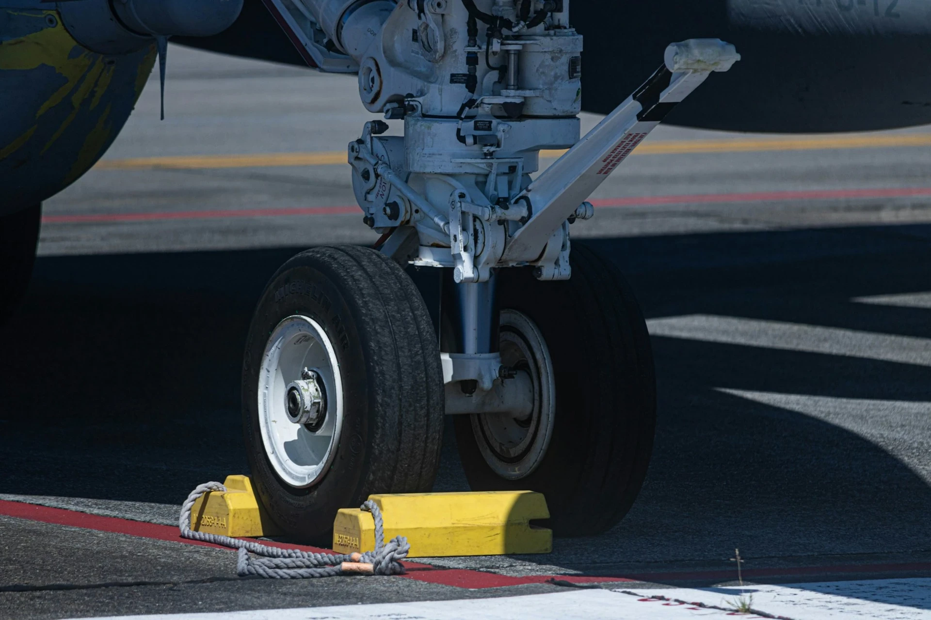 Airplane wheel